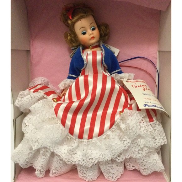 Madame Alexander MADC 1991 Club Doll- Miss Liberty with box And Pin - Picture 2 of 12